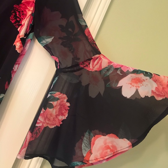 Jessica Howard Navy Floral Dress … perfect for a summer wedding - Picture 5 of 6